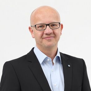 Martin Katzmaier, Konformitätsservicestelle Ulm